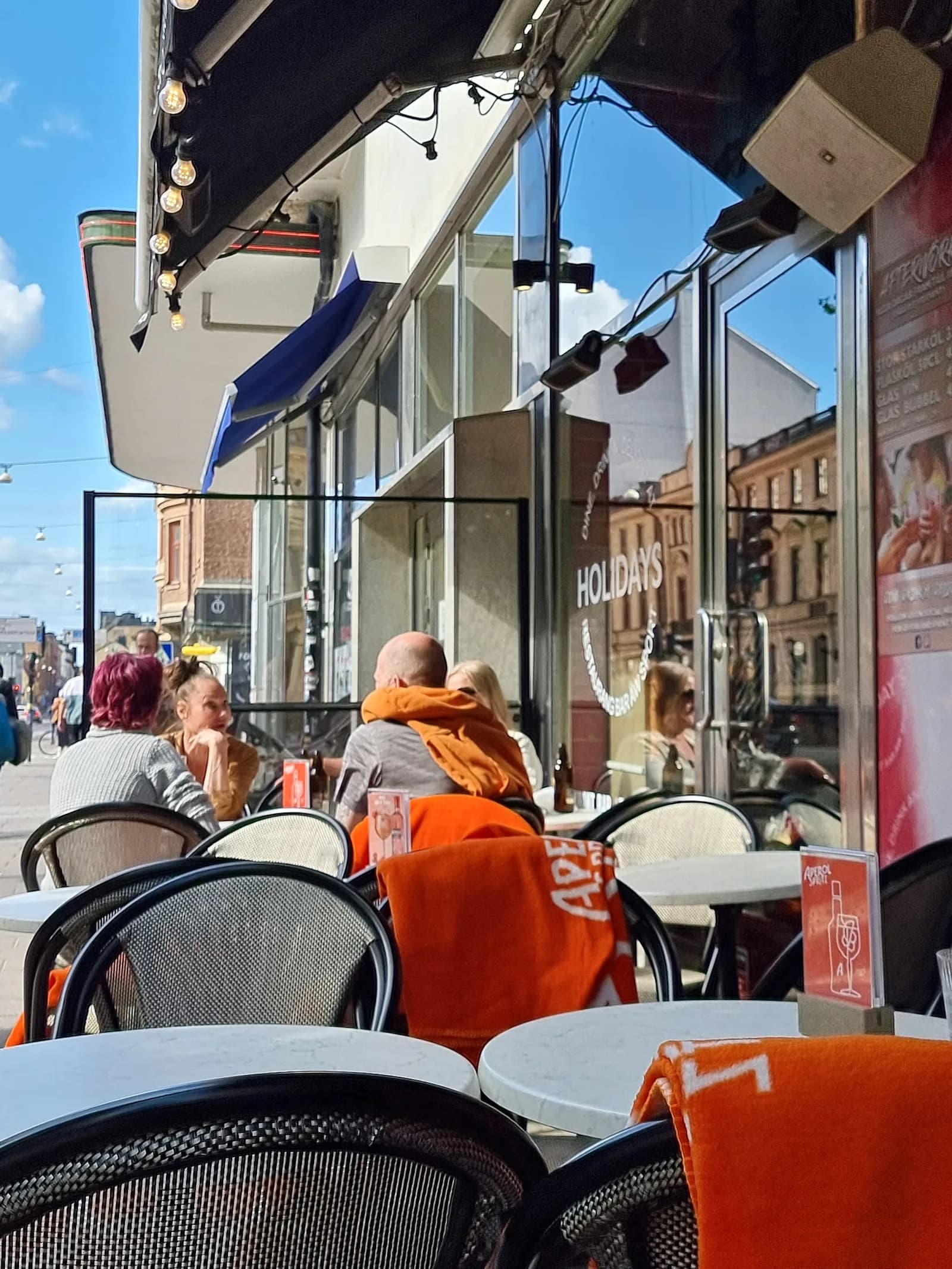 Holidays American Bar