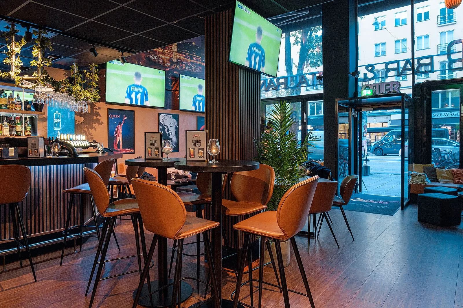 The Crib by Retro - Sportbar & Restaurang